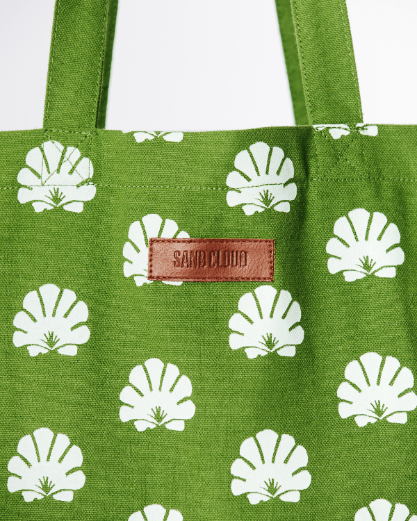 Turks Beach Everyday Tote