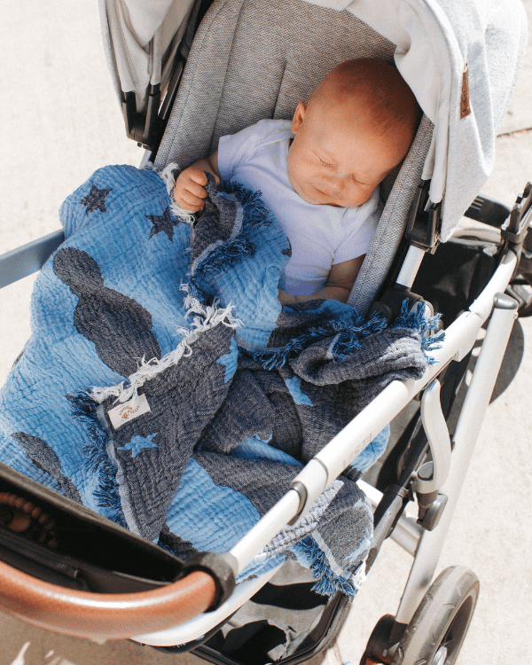 Twinkle Gauze Receiving Blanket with Pouch