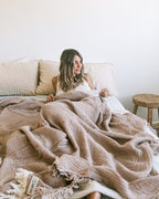 Lara Light Grey – PARTY BLANKET™ – Queen