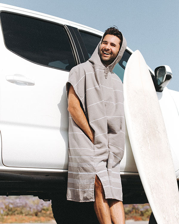 Terra Hooded Poncho Grey
