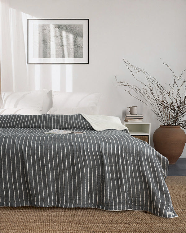 Cloud Checker Plush Blanket – Beige